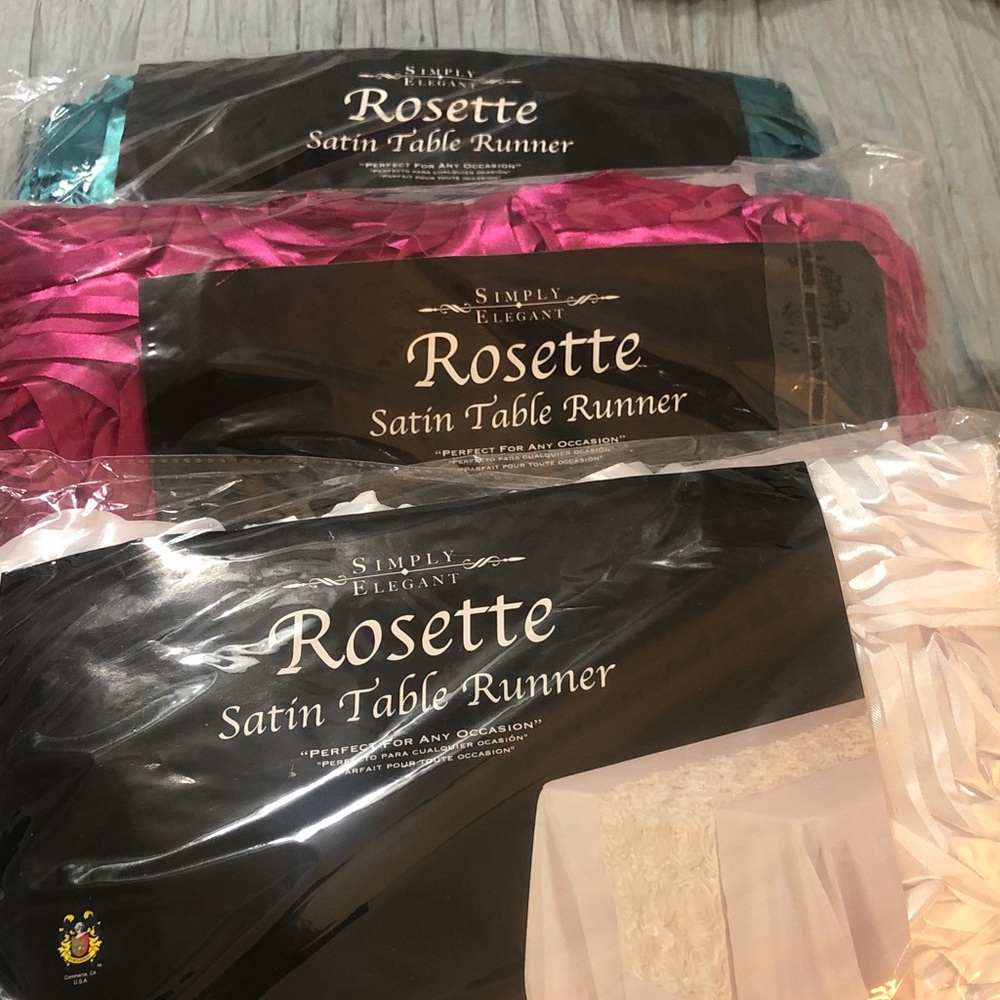 Simply Elegant Rosette Satin Table Runners